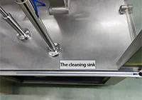 Cleaning Sink (at the worktable)